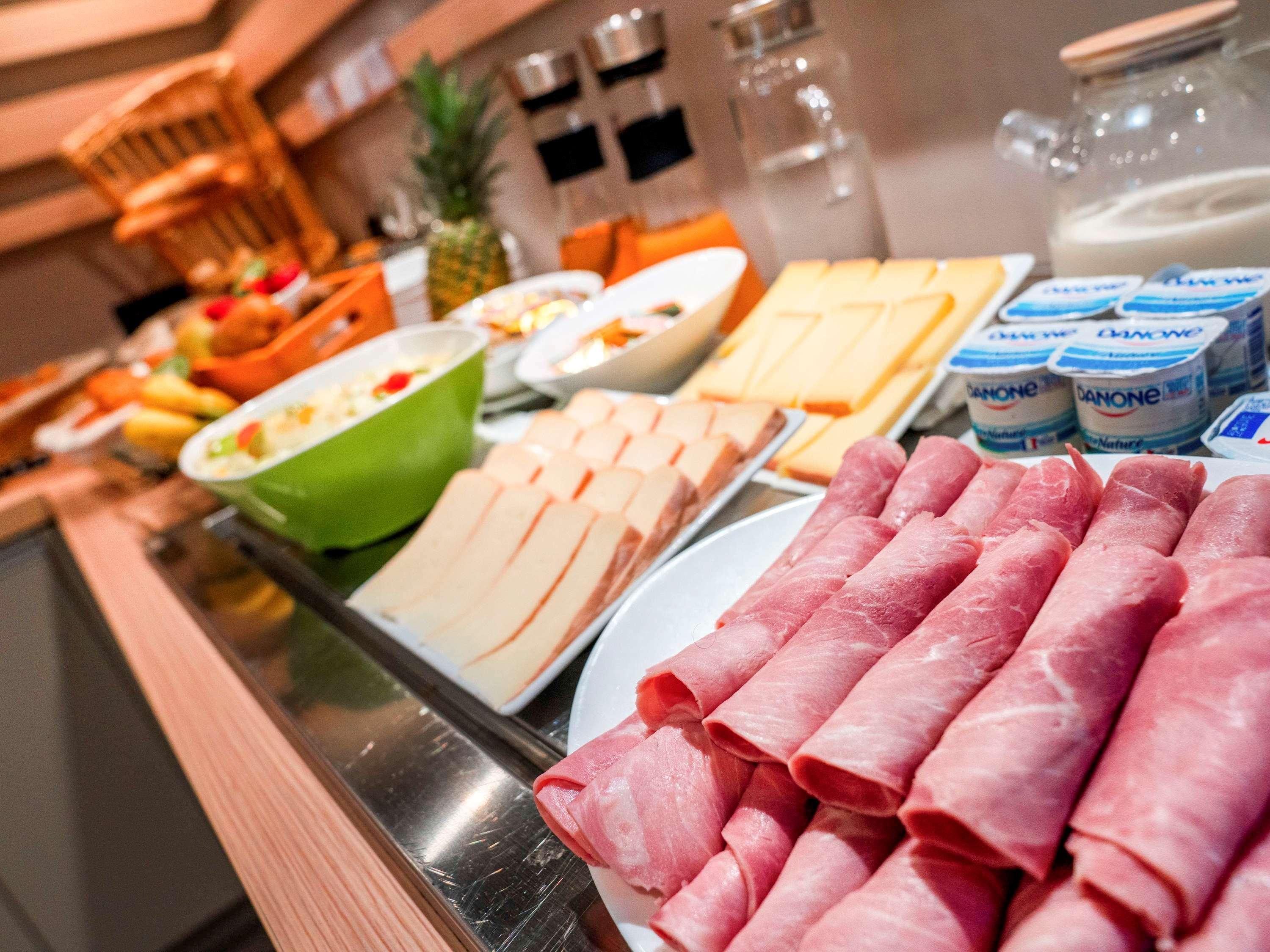 Ibis Styles Clamart Gare Grand Paris Extérieur photo