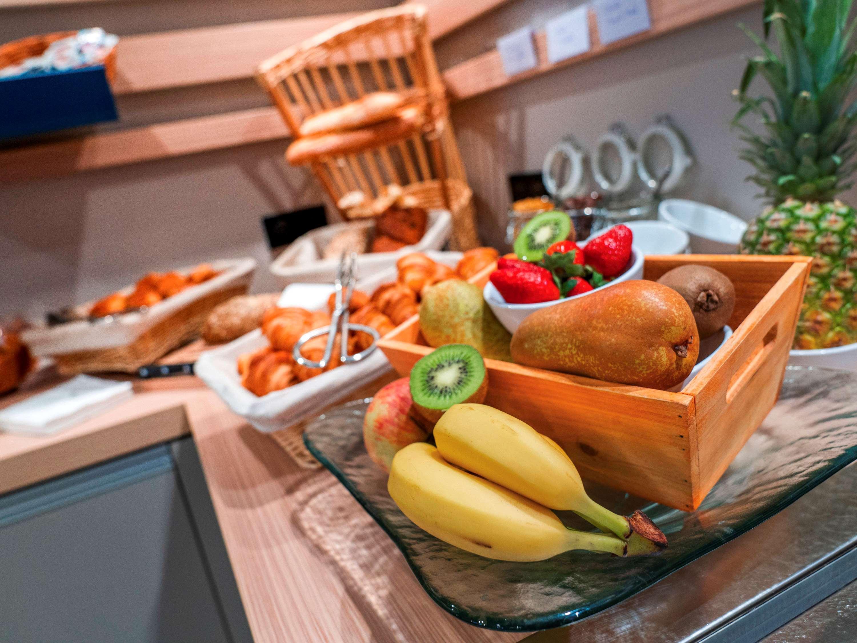 Ibis Styles Clamart Gare Grand Paris Extérieur photo